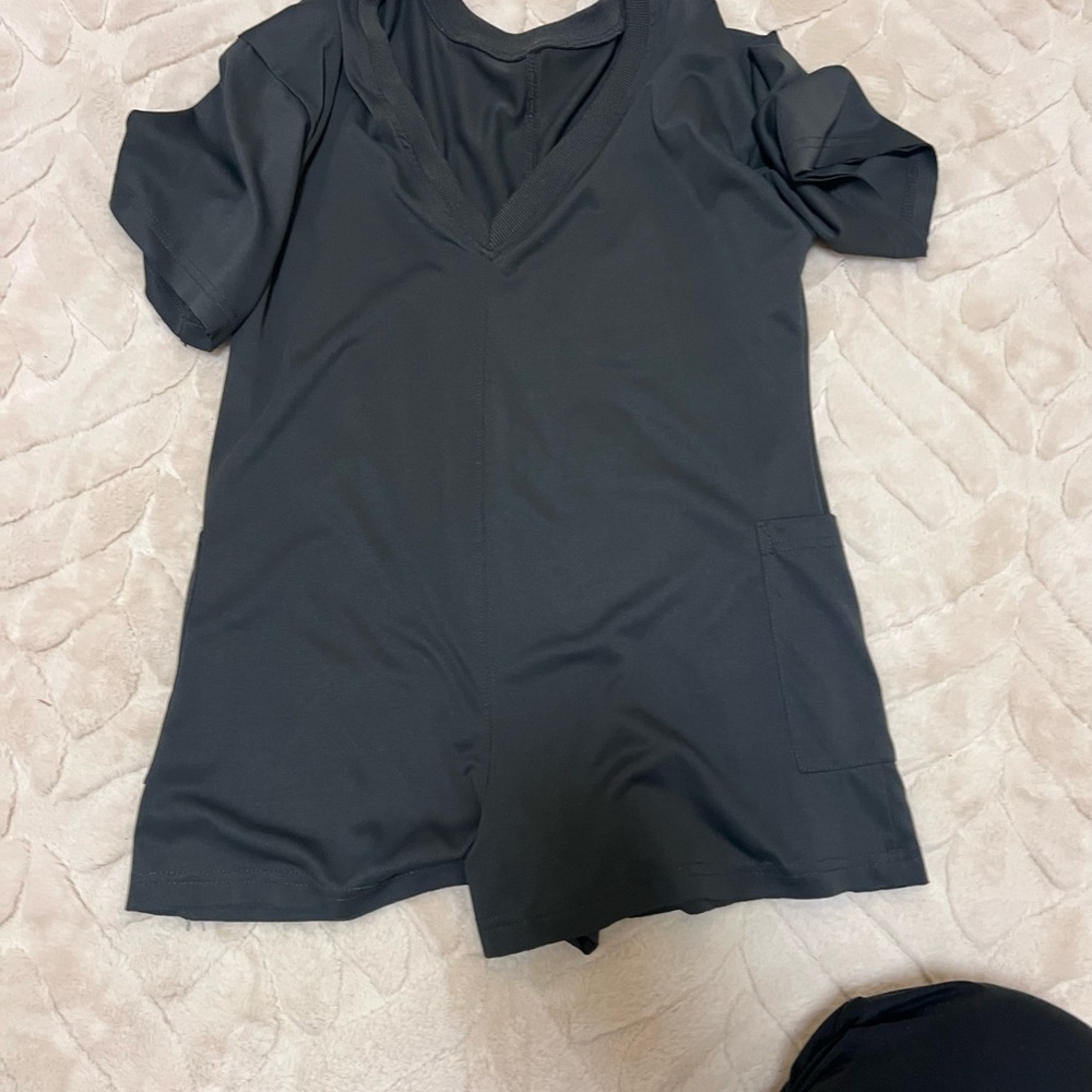 Black V-Neck Short Sleeve Romper